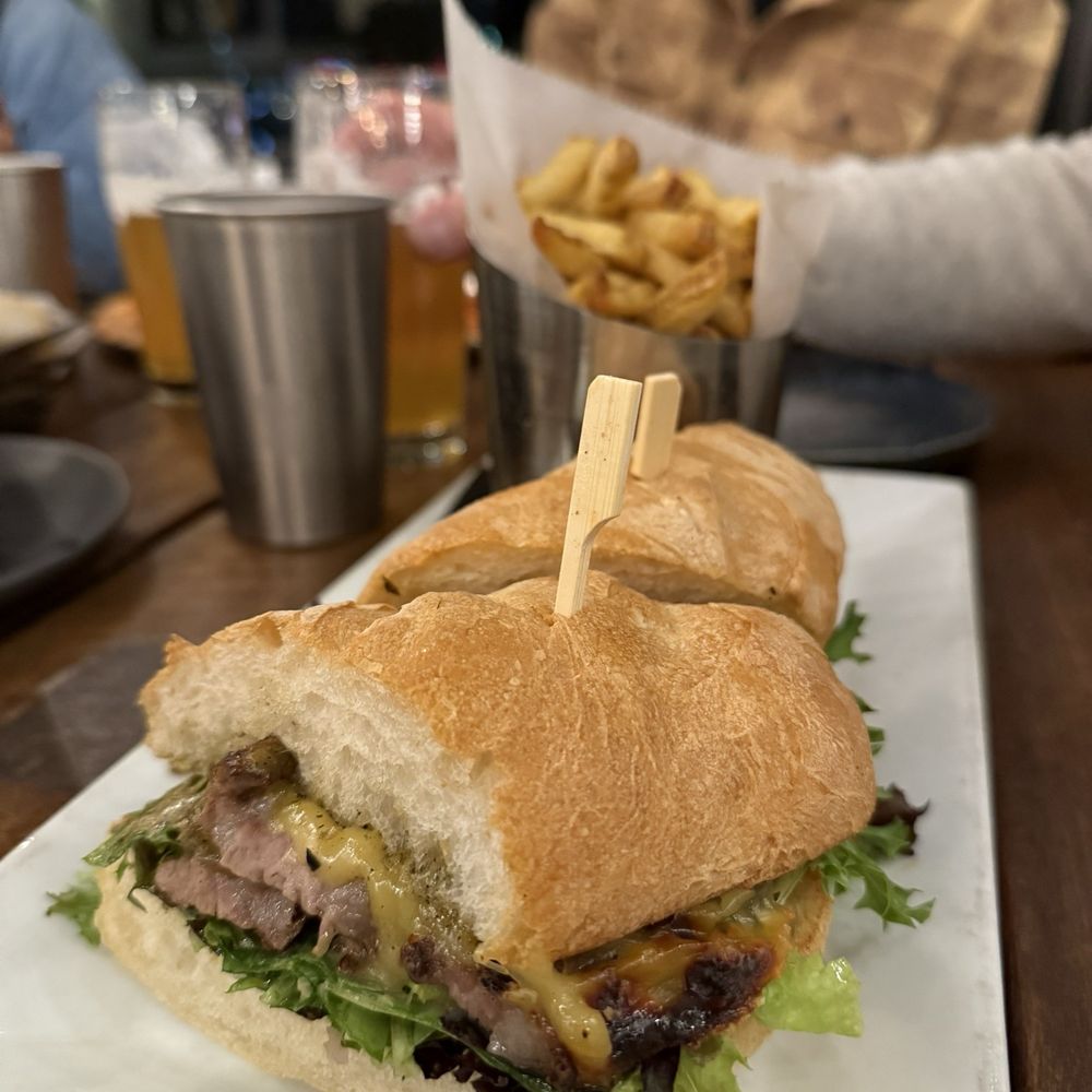 Oscar's Brewing Company - Tri Tip Sandwich - American Near Me - Temecula, California