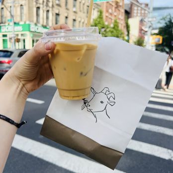 La Cabra - Bakeries Near Me - New York, New York