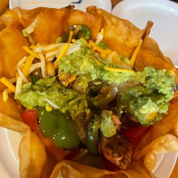 Garcia's Cantina & Cafe - Chicken Fajita Salad - Mexican Near Me - Eagle River, Alaska