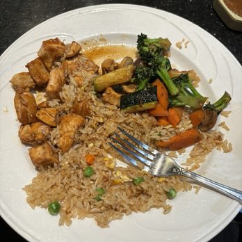 Bisuteki Japanese Steak House - Chicken Teriyaki hibachi - Japanese Near Me - Cambridge, Massachusetts