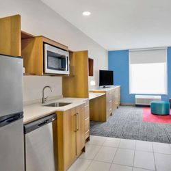 Home2 Suites by Hilton Whitestown Indianapolis NW - Guest room