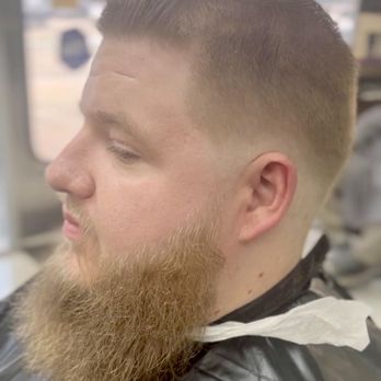Sea Yourself Cuts - $30 Straight hair low fade and beard trim - Barbers Near Me - Missouri City, Texas Sea Yourself Cuts - $30 Straight hair low fade and beard trim - Barbers Near Me - Missouri City, Texas
