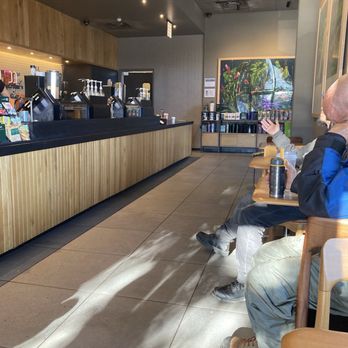 Starbucks - Coffee & Tea Near Me - Austin, Texas