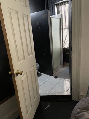 Carlton Arms Hotel by null