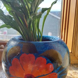 Pottery Ranch - Fredericksburg - Free pot with coupon in Fredricksburg travel books. I added calla lillies. Huge pot I needed to wrap in carry on.