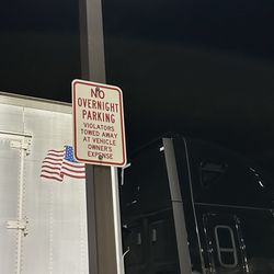 Pilot Travel Center - Sign stating no overnight parking.