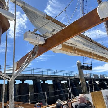 Seattle's Tall Ship - Boat Tours Near Me - Seattle, Washington Seattle's Tall Ship - Boat Tours Near Me - Seattle, Washington
