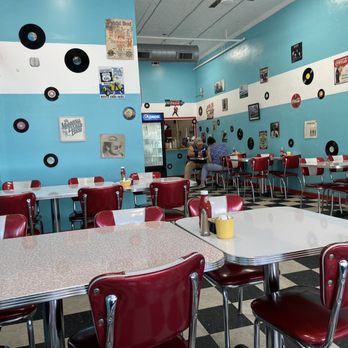 Main Street Diner - The dining area - New American Near Me - Frankfort, Kentucky Main Street Diner - The dining area - New American Near Me - Frankfort, Kentucky
