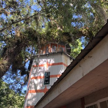 Solomon's Castle - Tours Near Me - Ona, Florida