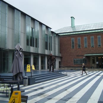 Museum Boijmans Van Beuningen - Entrance courtyard - Museums Near Me - Rotterdam, ZH