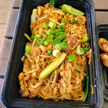 Bahn Thai - Perfect chicken pad Thai! - Thai Near Me - San Diego, California