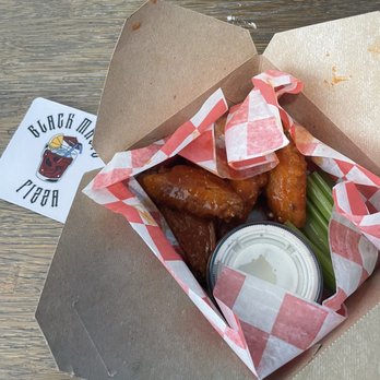 Black Magic Pizza - Pizza Near Me - Orlando, Florida