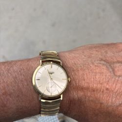 Village Watch Center - Vintage Longines