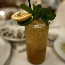 Bartender made the perfect Pimm's cup!!