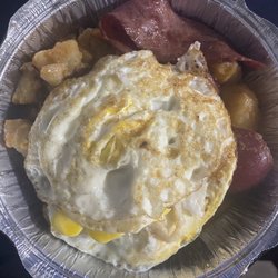Between The Bun - Country Breakfast Platter