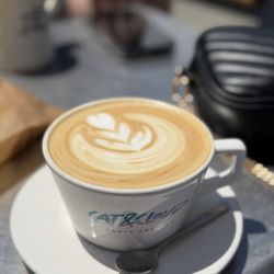 Cat & Cloud Coffee - Breve flat white