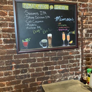 Swami's Café Oceanside - Craft Beers and Cocktails. Mimosas made with Champagne and Pineapple flavors. - Breakfast & Brunch Near Me - Oceanside, California