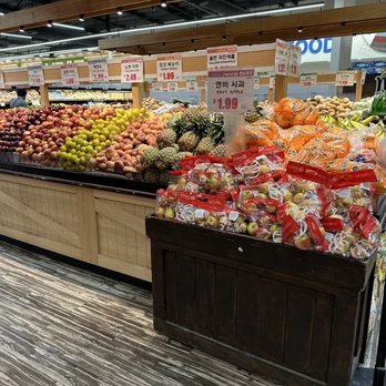 Hannam Chain Supermarket - Seafood Markets Near Me - Torrance, California