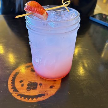 Breakfast Republic - Bottomless strawberry lemonade - Breakfast & Brunch Near Me - Irvine, California