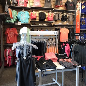 Hibbett Sports - Women's clothing - Shoe Stores Near Me - Hoover, Alabama Hibbett Sports - Women's clothing - Shoe Stores Near Me - Hoover, Alabama