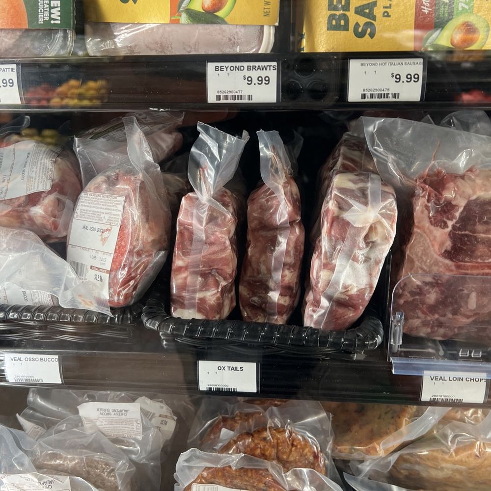 Roberts Market - Grocery Near Me - Woodside, California Roberts Market - Grocery Near Me - Woodside, California