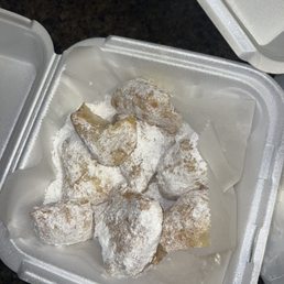 Amazing sugar powdered dessert. Meatball Parmesan Sub is one of my favs! Everything is made to order & always so hot! Delicious! Amazing sugar powdered dessert. Meatball Parmesan Sub is one of my favs! Everything is made to order & always so hot! Delicious!