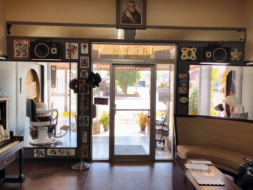 BURGS HAIR PARLOUR Updated May 2024 101 E Main St, West Frankfort