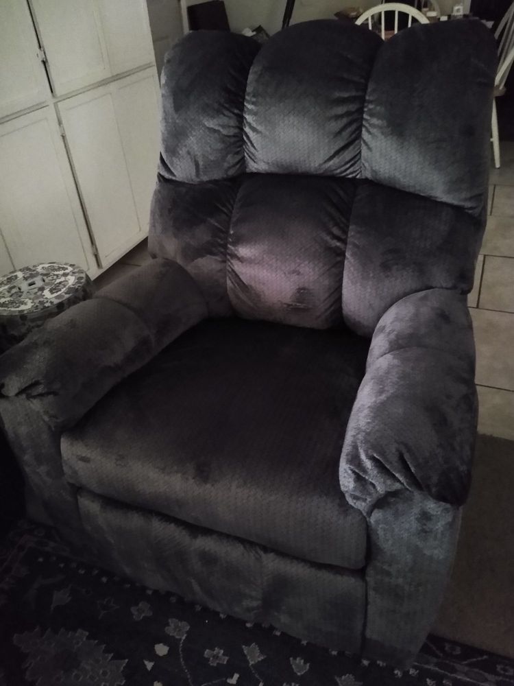 CASA FURNITURE Updated September 2024 11 Photos 301 S Wilson Way