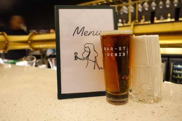 BAR ST-DENIS by null