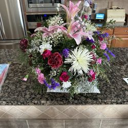 Dragonflies Floral Studio - Flowers