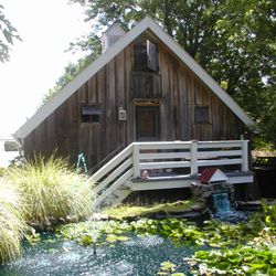 Lily Garden Bed & Breakfast