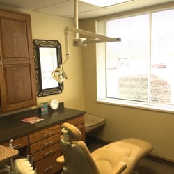 Wells Brockbank, DDS