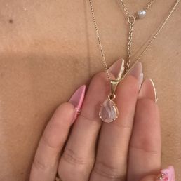 Rose quartz necklace