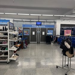 Separate fitting rooms from the mains