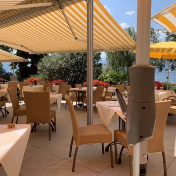 Chez Gaston - Fabulous terrace overlooking the water. - Cafes Near Me - Montreux, VD