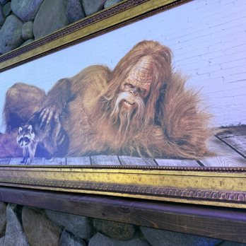 Yak's on the 5 - Burgers Near Me - Dunsmuir, California