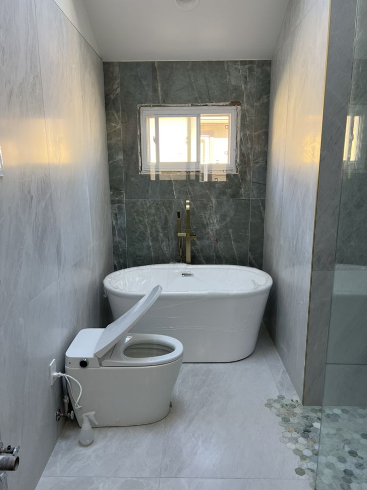 Slide of A&I Mechanical