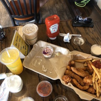 Mohala’s Bayfront Fish & Chips - Captain's Platter - Fish & Chips Near Me - Hilo, Hawaii