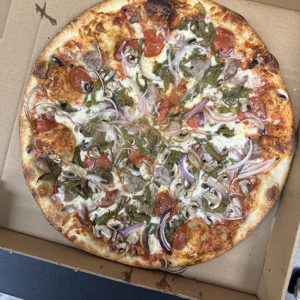 The Corner Crust Pizza And Brew - Pizza Near Me - Kannapolis, North Carolina The Corner Crust Pizza And Brew - Pizza Near Me - Kannapolis, North Carolina