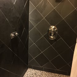 Blue Hills Farm Tent and Breakfast - Better shower than mine!