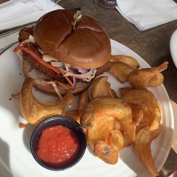 Odd Fellows Brewing - Korean BBQ Chicken Sandwich - Restaurants Near Me - Nashua, New Hampshire