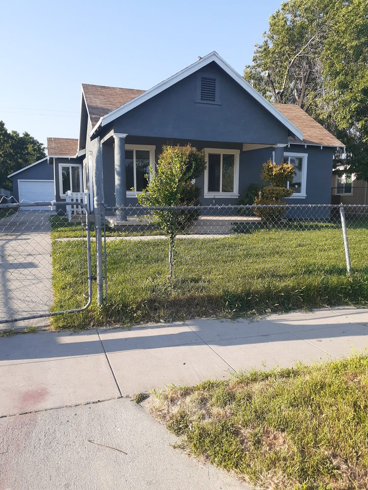 DT REALTY AND PROPERTY MANAGEMENT Updated April 2024 449 West