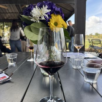 Lorenzi Estate Vineyards & Winery - Beautiful wine - beautiful flowers - Wineries Near Me - Temecula, California Lorenzi Estate Vineyards & Winery - Beautiful wine - beautiful flowers - Wineries Near Me - Temecula, California