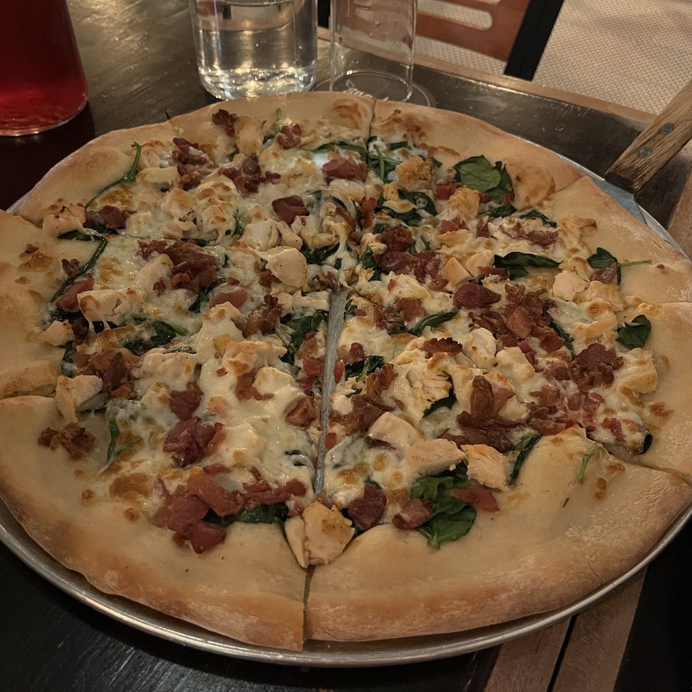 Angeli's Pizzeria - 16" Diavalo Chicken - Pizza Near Me - Baltimore, Maryland Angeli's Pizzeria - 16" Diavalo Chicken - Pizza Near Me - Baltimore, Maryland