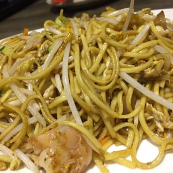 Jin Yong - Fried Noodles with Shrimps - Chinese Near Me - Milan, Michigan