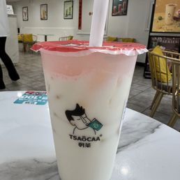 peach milk oolong tea peach milk oolong tea