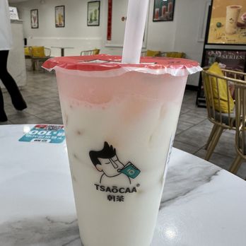 Tsaocaa Boston - peach milk oolong tea - Bubble Tea Near Me - Boston, Massachusetts Tsaocaa Boston - peach milk oolong tea - Bubble Tea Near Me - Boston, Massachusetts