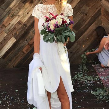Hidalgo Flowers - My Beautiful Bridal Bouquet! - Florists Near Me - Vista, California