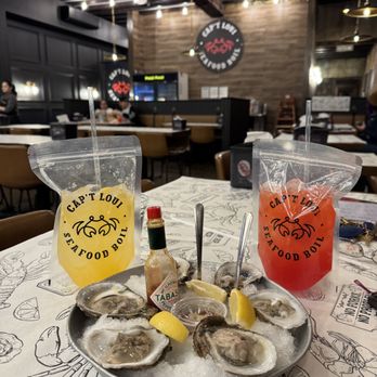 Cap't Loui - oysters and lemonades - Cajun/Creole Near Me - Sunnyside, New York