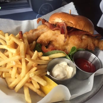 Harbor House - Soft shell crab BLT - Seafood Near Me - Milwaukee, Wisconsin